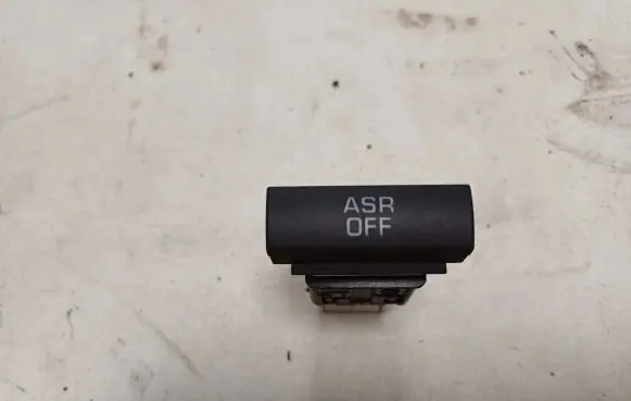 Traction control (ASR) switch