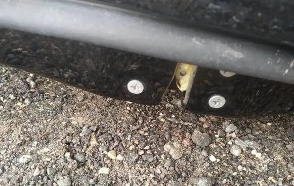 Mazda CX-7 Front door lock
