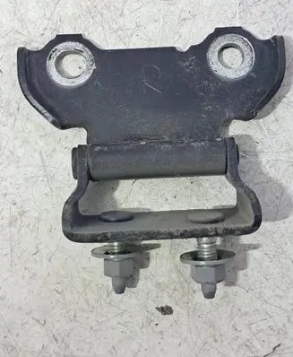 Toyota Yaris Cross Loading door upper hinge Z790