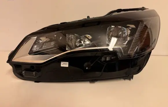 Peugeot 3008 II Headlight/headlamp 9836230680 2109150988 89914261