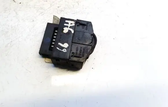 Audi A6 S6 C5 4B Headlight level height control switch 4b0919094