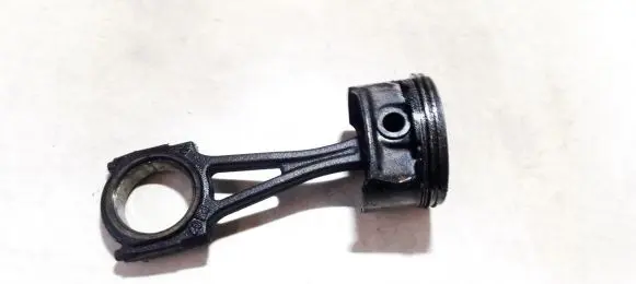 Opel Corsa D Piston with connecting rod pk07