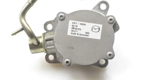 Mazda 6 Vacuum pump SHY118G00