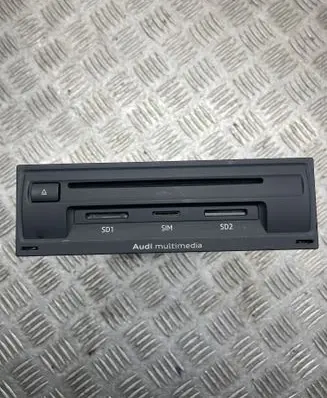 Audi Q7 4M Navigation unit CD/DVD player 4M0035890 48A9D2D0187D 48A9D2D0187E