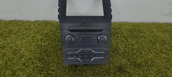 Ford Edge II Radio/CD/DVD/GPS head unit Km2t-18e245-a