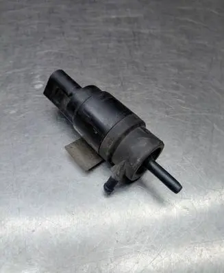 Mercedes-Benz E W211 Windscreen/windshield washer pump