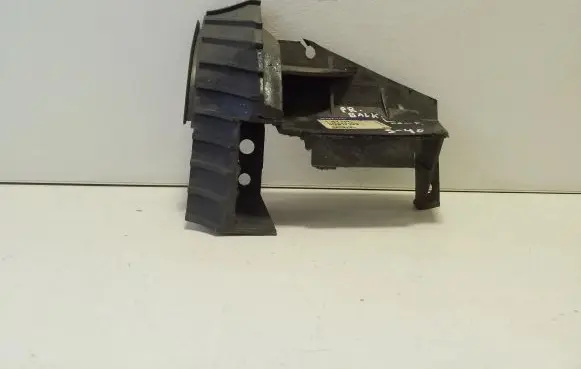Volvo S40, V40 Front bumper mounting bracket 817199LH 30817199