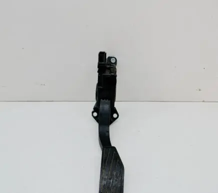 Suzuki Grand Vitara II Accelerator throttle pedal I590065J02 6PV00907400