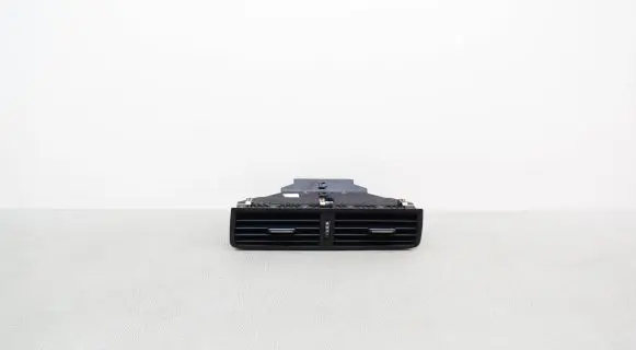 Skoda Fabia Mk3 (NJ) Dashboard air vent grill cover trim 6V0820951C