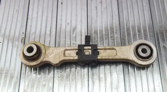 Rear upper control arm/wishbone