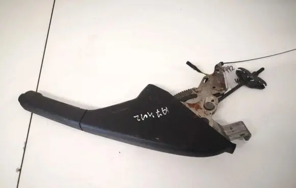 Handbrake/parking brake lever assembly