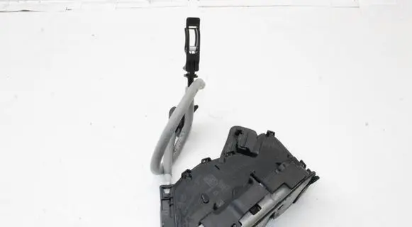 Volkswagen T-Roc Coupe door lock (next to the handle) 5TC837015D