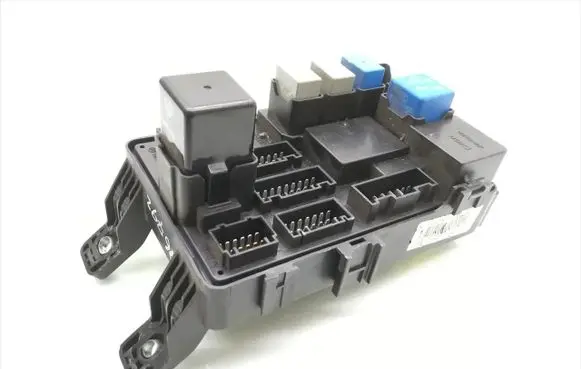 KIA Rio Fuse module 91950-1G010 KE8160828