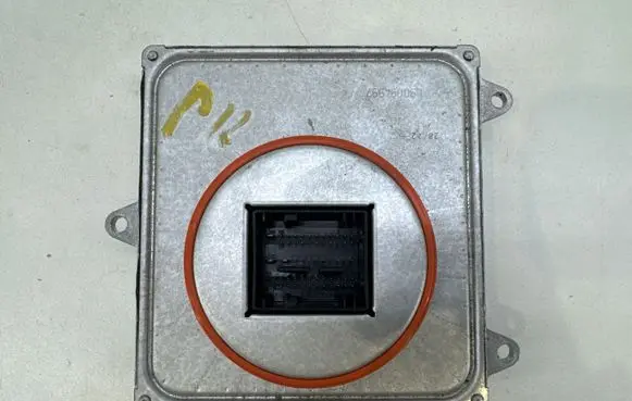 Opel Mokka X LED ballast control module S07000010
