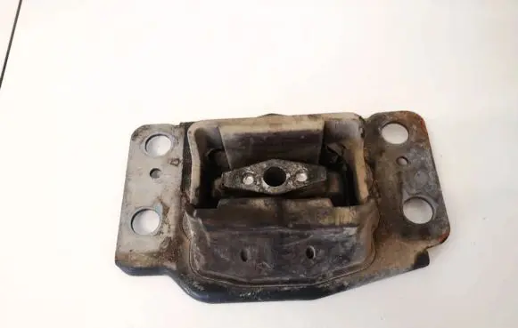 Ford S-MAX Engine mount bracket 6g917m121bc 6g91-7m121-bc