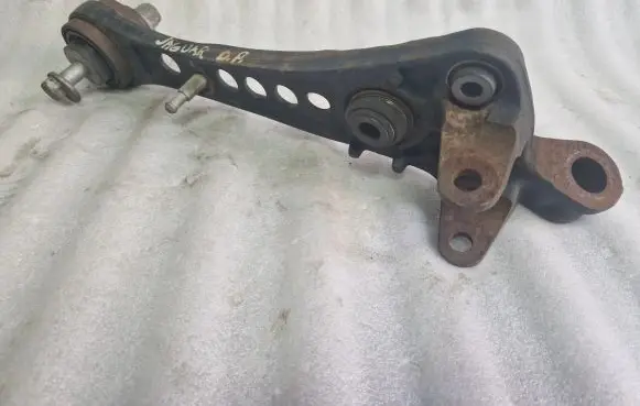 Jaguar XJ X351 Front lower control arm/wishbone 2C254 AW933C297A