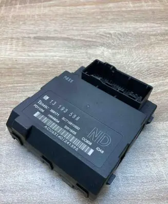 Opel Vectra C Comfort/convenience module 13193588 359171