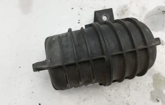 Land Rover Range Rover L322 Vacuum air tank 11652247620