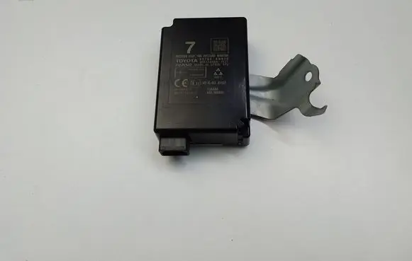 Toyota Yaris Tire pressure control unit 897600D070