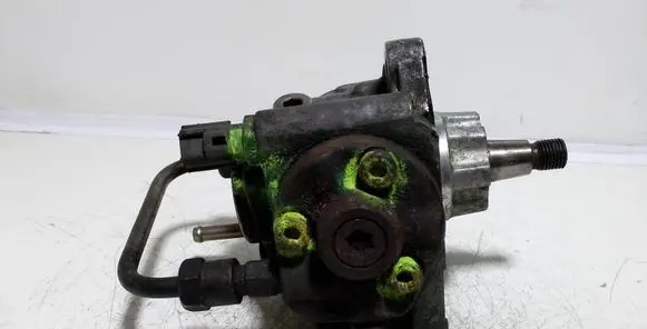 Toyota Avensis T250 Fuel injection high pressure pump 221000G010 HU2940000060