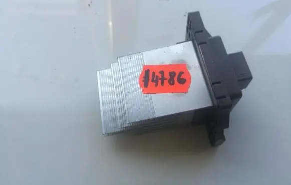 KIA Ceed Heater blower motor/fan resistor