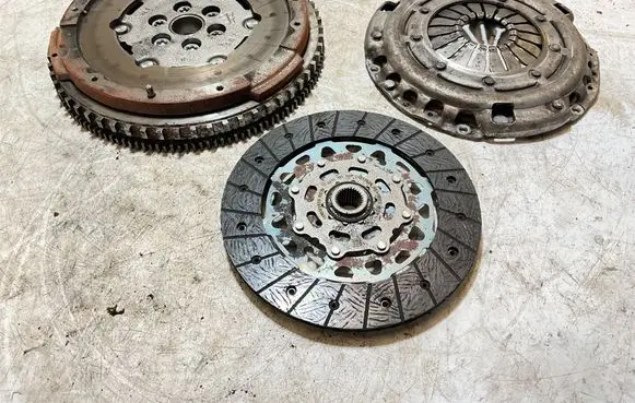 Dacia Jogger Clutch set kit 301019176R