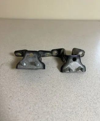 Mitsubishi Outlander Tailgate/trunk/boot hinge 6161