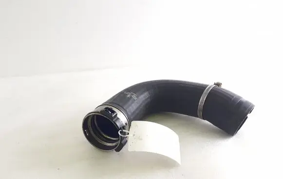 Maserati Levante Intercooler hose/pipe 673010363 D432