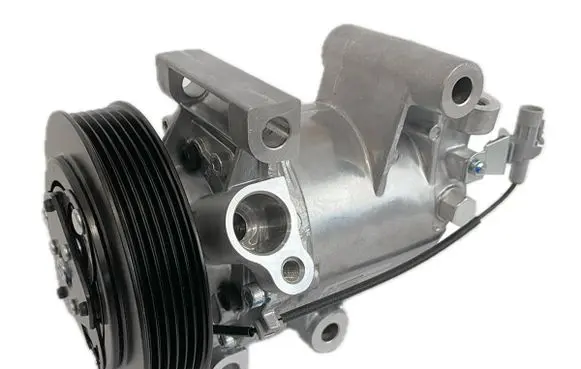 Isuzu D-Max Air conditioning (A/C) compressor (pump) 92600D641A 92600D642A