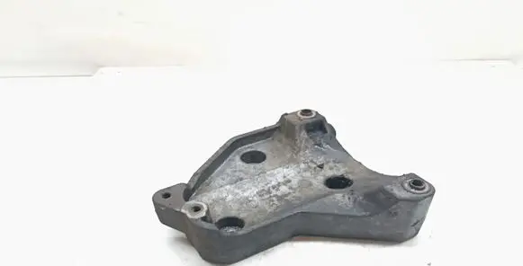 BMW X5 E70 A/C compressor mount bracket 7799863 64557799863