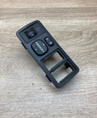 Toyota Corolla Verso AR10 Wing mirror switch 183574 777665