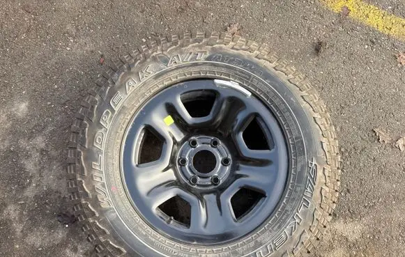 Dodge RAM R18 spare wheel 