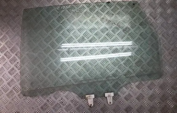 Suzuki Liana Rear door window glass 