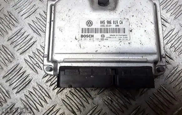 Volkswagen Polo IV 9N3 Engine control unit/module