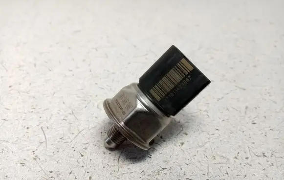 Fuel pressure sensor