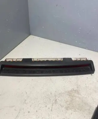 Audi A4 S4 B7 8E 8H Third/center stoplight 28427001 1004296