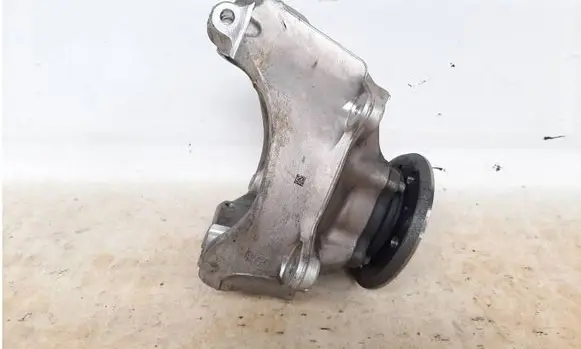 BMW X3M F97 Front wheel hub 8067436 8098971
