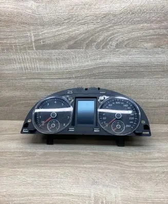 Speedometer (instrument cluster)