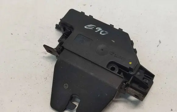 BMW 3 E90 E91 Tailgate lock latch 51247840617 51248196401