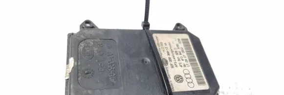 Audi A8 S8 D3 4E Voltage converter/converter module 4F0941329D