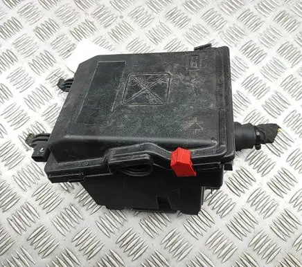 Peugeot 308 Fuse box set 9804848580 9678633380