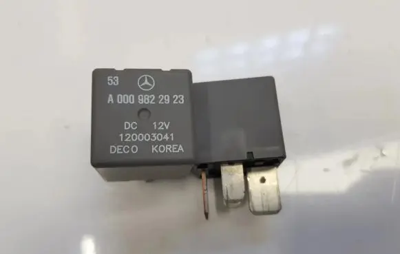 Mercedes-Benz S W220 Other relay