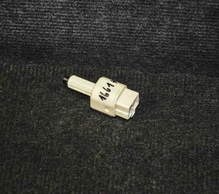 Toyota Yaris Brake pedal sensor switch 2702