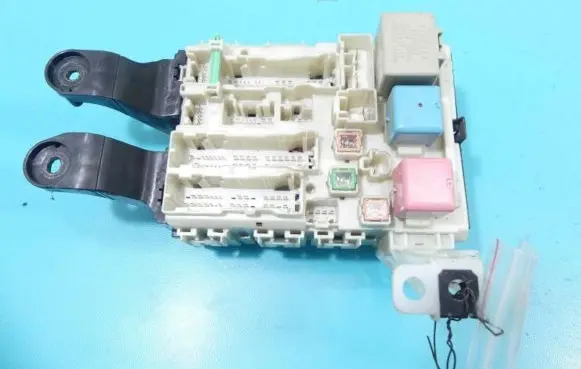 Toyota Corolla E140 E150 Central body control module 82730-02790 IMPRK971636