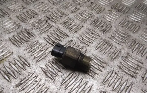 Fuel pressure sensor