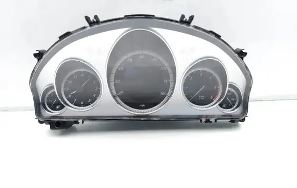 Mercedes-Benz E W212 Speedometer (instrument cluster) A2129001814 2049022903 2049023303