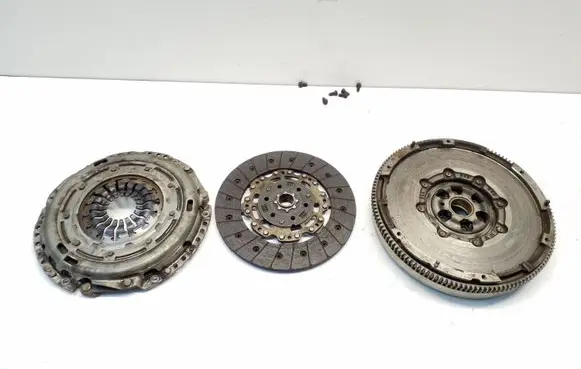 Volkswagen PASSAT B7 USA Clutch set kit 03L141031P 03L141026F