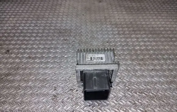 Peugeot Partner Glow plug pre-heat relay 9663824880