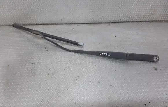 Peugeot 406 Windshield/front glass wiper blade 56671777