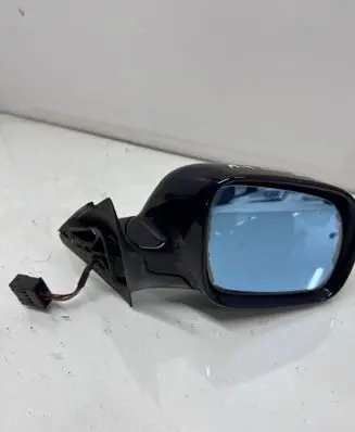 Audi A4 S4 B5 8D Front door electric wing mirror RS0225402